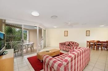 Imagen de la habitación del Hotel Surfers Beach Holiday Apartments. Foto 3