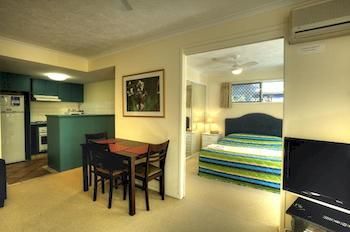 Imagen de la habitación del Hotel Surfers Beach Resort One. Foto 3