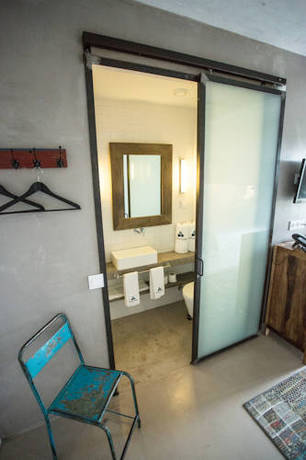 Imagen de la habitación del Hotel Surfers Lodge Peniche. Foto 7