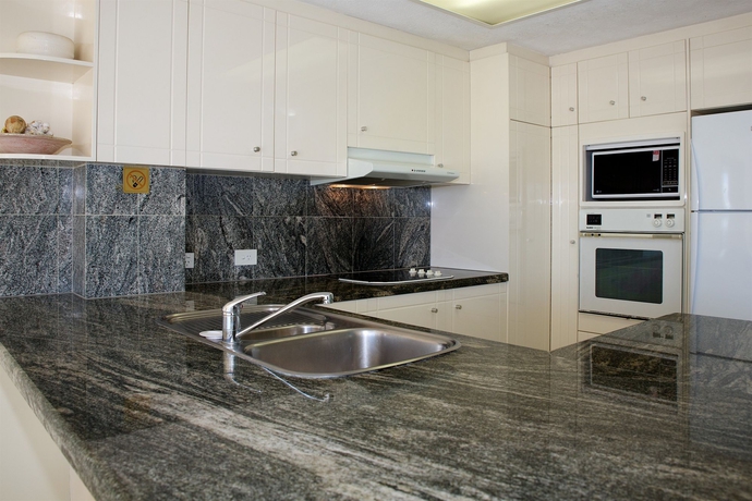 Imagen de la habitación del Hotel Surfers Mayfair. Foto 3