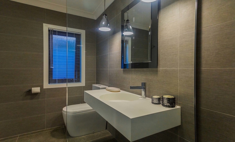 Imagen de la habitación del Hotel Surfers Paradise Holiday Beach House. Foto 9