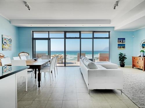 Imagen general del Hotel Surferscorner Self Catering Apartments. Foto 2