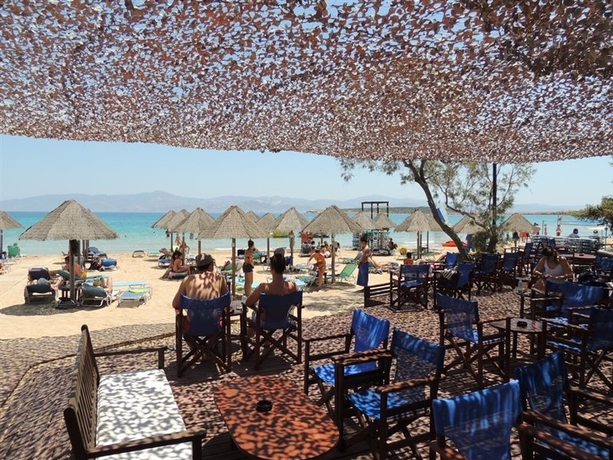 Imagen general del Hotel Surfing Beach Village. Foto 3
