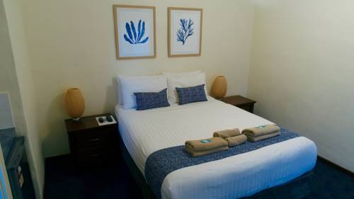 Imagen de la habitación del Hotel Surfpoint Resort. Foto 3