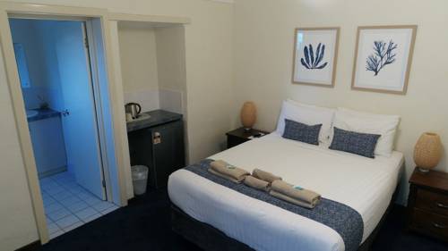 Imagen de la habitación del Hotel Surfpoint Resort. Foto 4