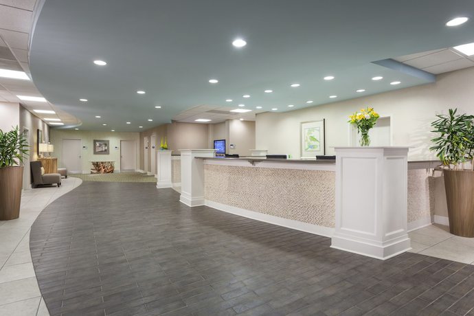 Imagen de los interiores del Hotel Surfside Beach Oceanfront. Foto 15