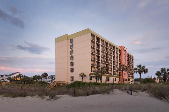 Imagen general del Hotel Surfside Beach Oceanfront. Foto 2