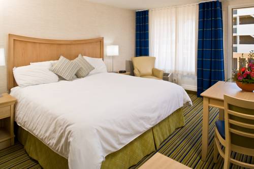 Imagen de la habitación del Hotel Surfside and Suites. Foto 15