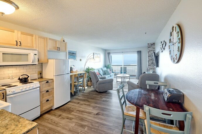 Imagen de la habitación del Hotel Surftides Plaza Rentals. Foto 15