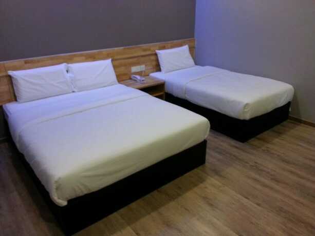 Imagen de la habitación del Hotel Suria 18. Foto 20