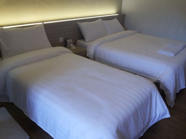 Imagen de la habitación del Hotel Suria Cameron. Foto 2
