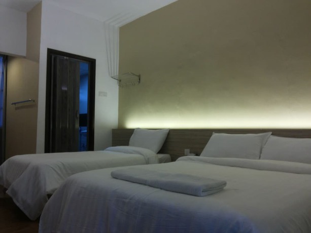 Imagen de la habitación del Hotel Suria Cameron. Foto 6