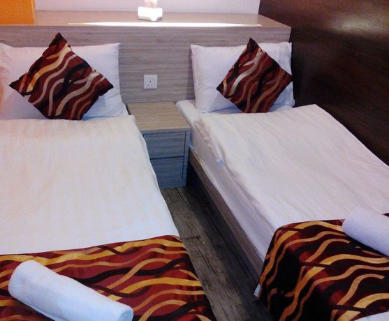 Imagen de la habitación del Hotel Suria Cameron. Foto 8