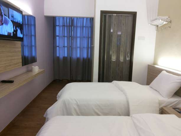 Imagen de la habitación del Hotel Suria Cameron. Foto 17