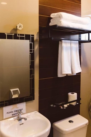 Imagen de la habitación del Hotel Surigao Royal Regency Suites. Foto 10