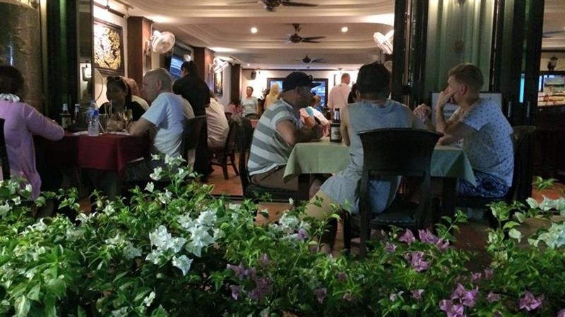 Imagen general del Hotel Surin Bay Inn. Foto 4