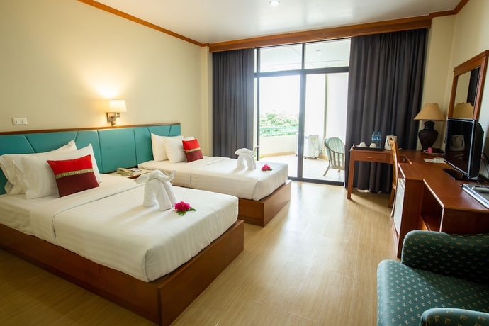 Imagen de la habitación del Hotel Surin Majestic. Foto 10