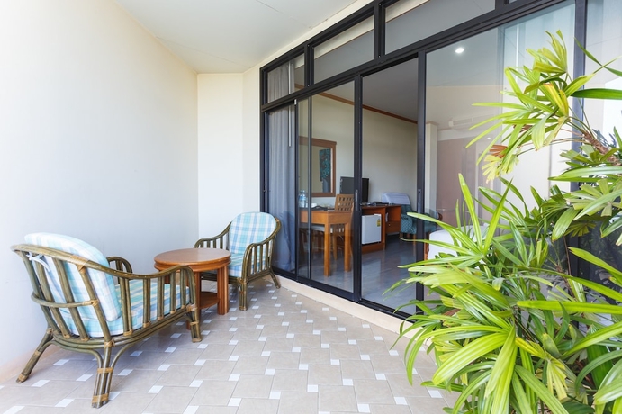 Imagen de la habitación del Hotel Surin Majestic. Foto 11