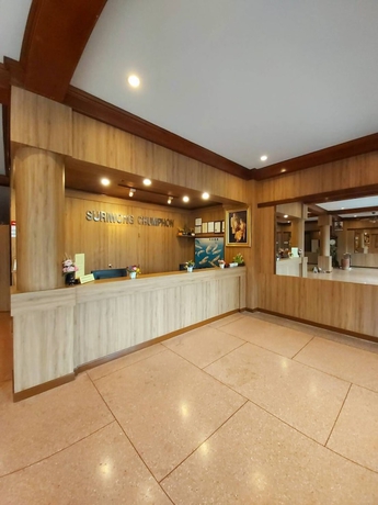 Imagen de los interiores del Hotel Suriwong Chumphon. Foto 13