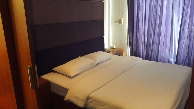 Imagen de la habitación del Hotel Suriwongse. Foto 6