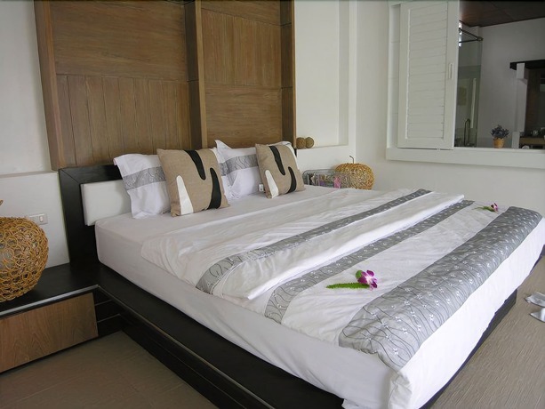 Imagen de la habitación del Hotel Suriya Som Villa. Foto 3