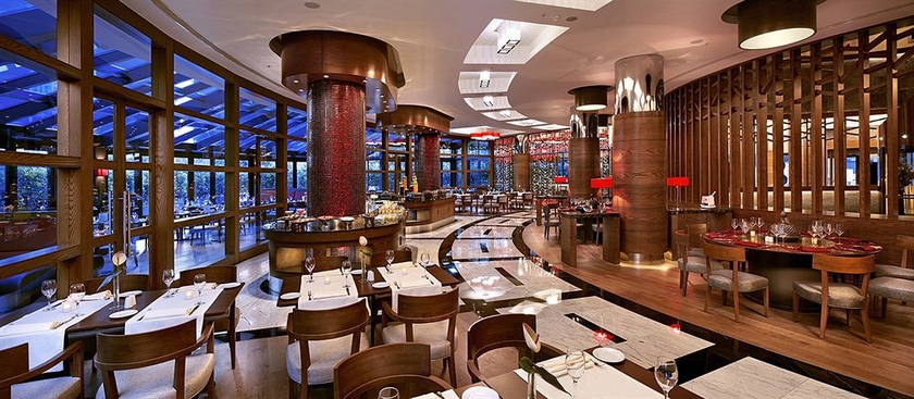 Imagen del bar/restaurante del Hotel Surmeli Istanbul. Foto 3