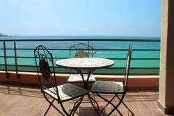 Imagen de los exteriores del Hotel Surplage Cavalière. Foto 7