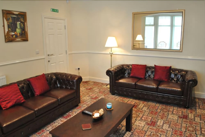 Imagen del bar/restaurante del Hotel Surrey House. Foto 3