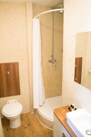 Imagen de la habitación del Hotel Surtees. Foto 4