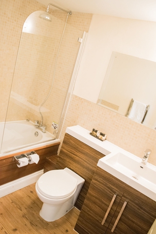 Imagen de la habitación del Hotel Surtees. Foto 6