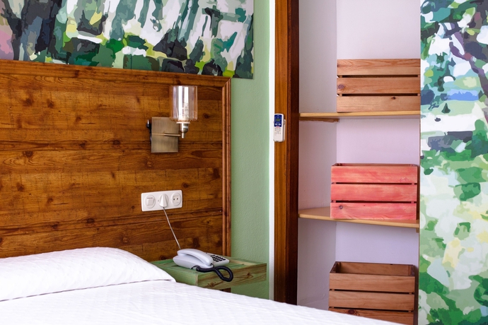 Imagen de la habitación del Hotel Surutopía. Foto 6