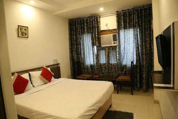Imagen de la habitación del Hotel Surya, Gwalior. Foto 3