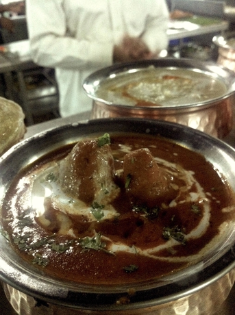 Imagen del bar/restaurante del Hotel Surya, Kaiser Palace. Foto 7