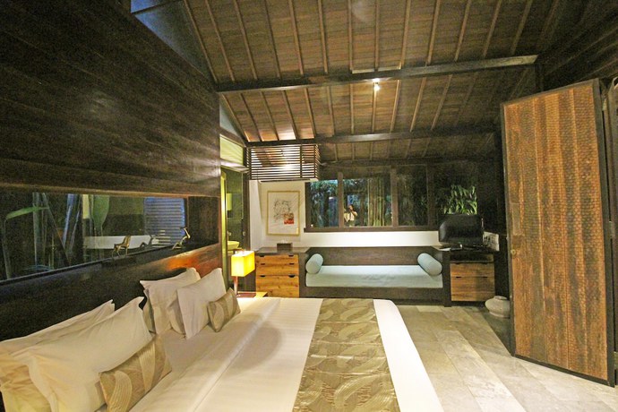 Imagen de la habitación del Hotel Surya Kembar Villas. Foto 13