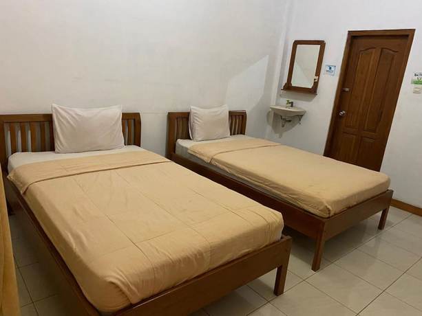 Imagen de la habitación del Hotel Surya, Labuan Bajo. Foto 4