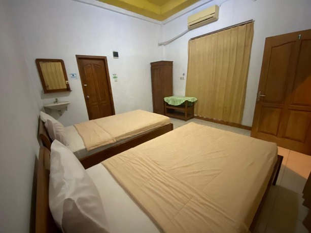 Imagen de la habitación del Hotel Surya, Labuan Bajo. Foto 5