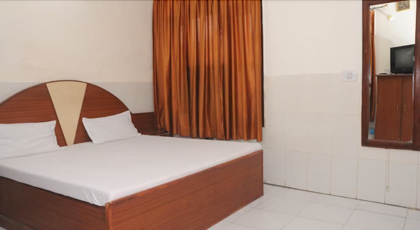 Imagen de la habitación del Hotel Surya Palace, Chandigarh. Foto 5
