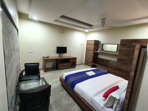 Imagen de la habitación del Hotel Surya Palace, Durg. Foto 2