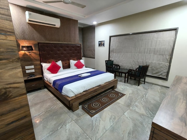 Imagen de la habitación del Hotel Surya Palace, Durg. Foto 3