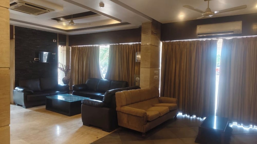 Imagen de la habitación del Hotel Surya Palace, Durg. Foto 6