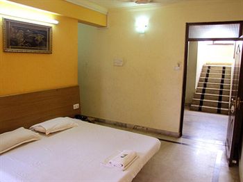 Imagen del bar/restaurante del Hotel Surya Palace, Margao. Foto 4