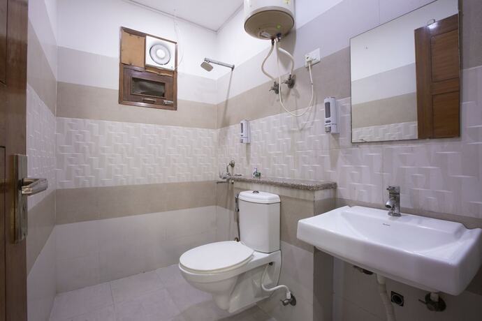 Imagen general del Hotel Surya Palace, Noida. Foto 1