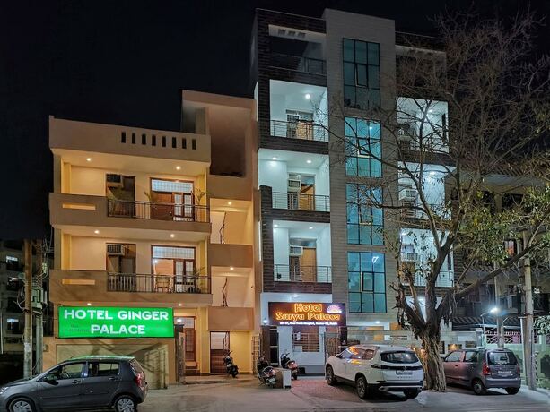 Imagen general del Hotel Surya Palace, Noida. Foto 16
