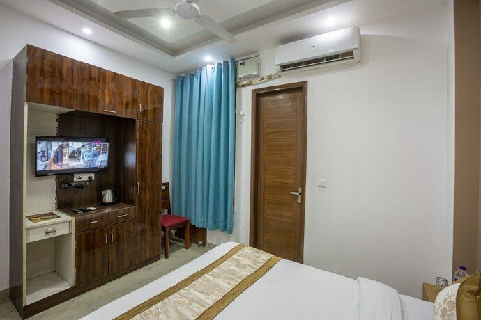 Imagen general del Hotel Surya Palace, Noida. Foto 18
