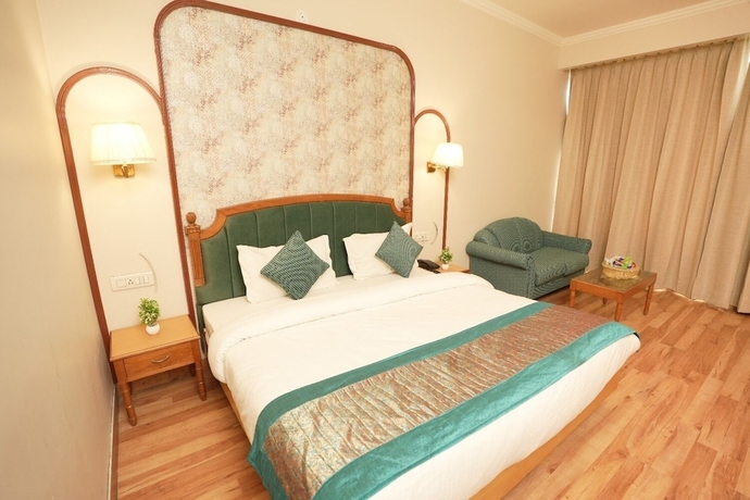 Imagen de la habitación del Hotel Surya Residency. Foto 11