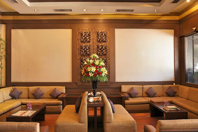 Imagen de los interiores del Hotel Surya Royal. Foto 14