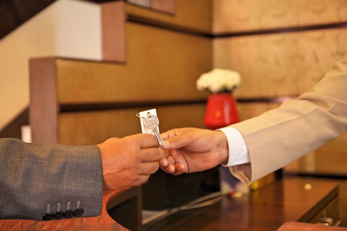 Imagen de los interiores del Hotel Surya Royal. Foto 17