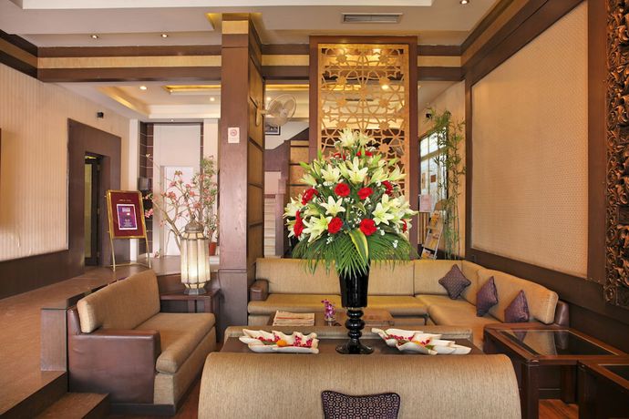 Imagen de los interiores del Hotel Surya Royal. Foto 19