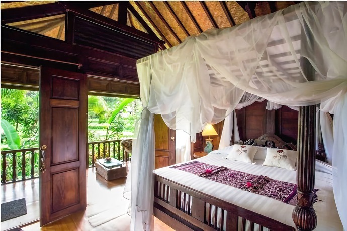 Imagen de la habitación del Hotel Surya Shanti Villa. Foto 9