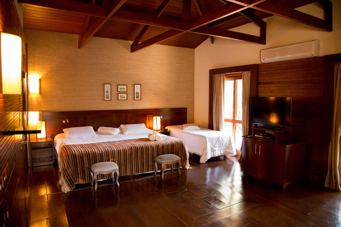 Imagen de los exteriores del Hotel Surya-Pan Ref&uacute;gio. Foto 9